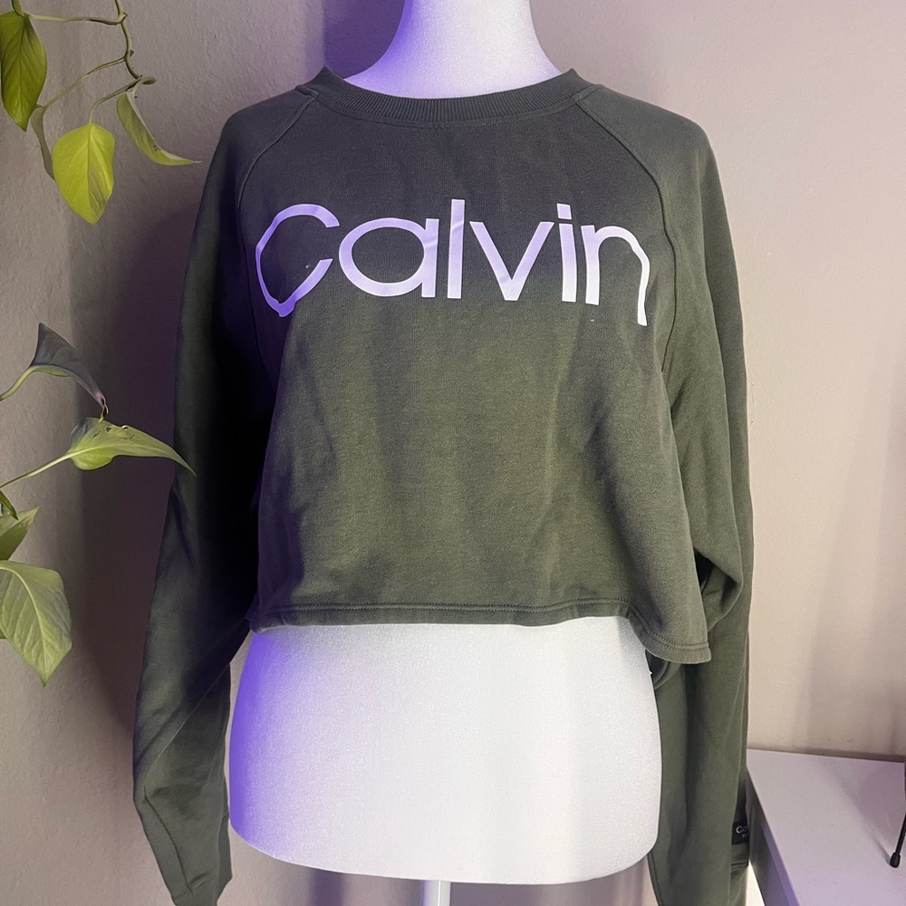 NWT Olive green Calvin Klein long sleeve